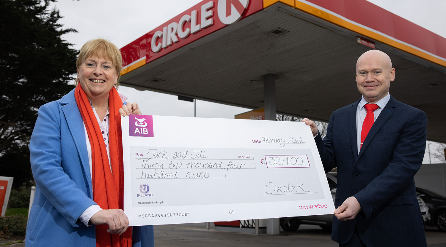 Emmet Toft, Carwash Manager at Circle K Ireland and Carmel Doyle Jack and Jill CEO