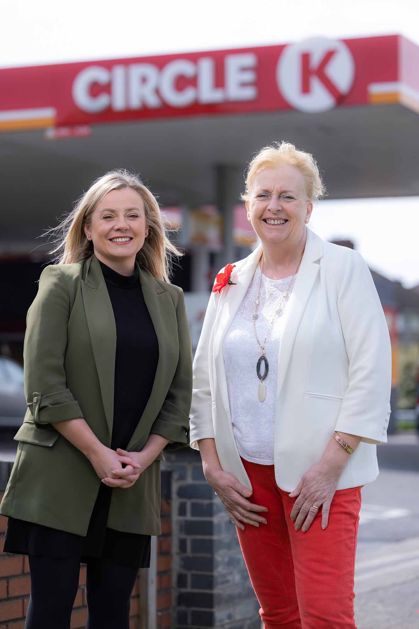 Gillian McGowran and Carmel Doyle at the Circle K Cheque presentation