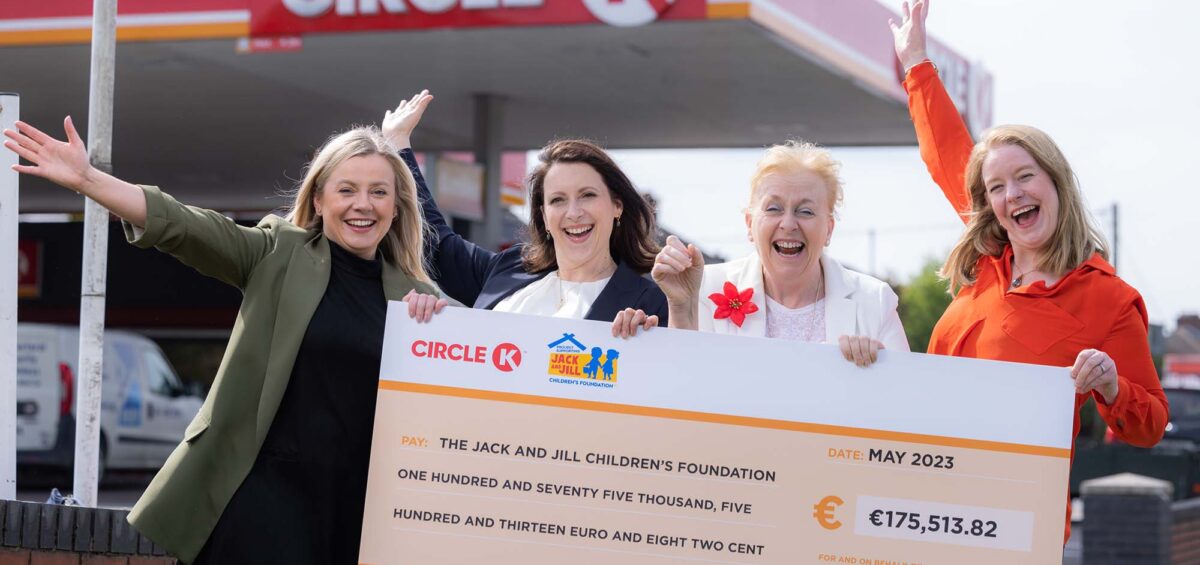 Gillian McGowran, Eadaoin Keane, Carmel Doyle and Clodagh Hogan at the Circle K Cheque presentation