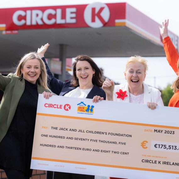 Gillian McGowran, Eadaoin Keane, Carmel Doyle and Clodagh Hogan at the Circle K Cheque presentation