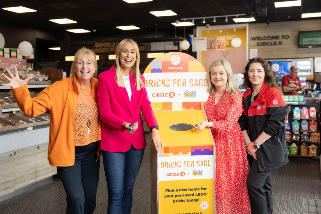 Jack and Jill CEO Carmel Doyle with Stephanie Roche, Gillian McGowran and representatives from DPD at the launch of the Bricks4Care Campaign for The Jack and Jill Children's Foundation