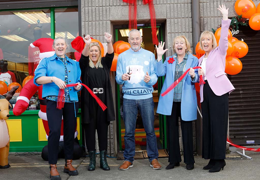 John cuts the ribbon on the Jack and Jill Charity Boutique in Artane, Dublin with CEO Carmel Doyle, Head of Retail Deirdre Walshe, Shop Manager Noeleen Galvin and Stacey Bohanna Retail Area Manager