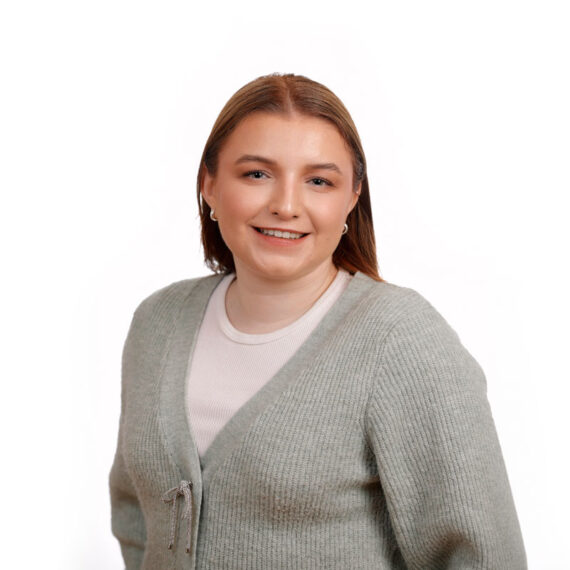 Saoirse O’Brien Digital Marketing Assistant