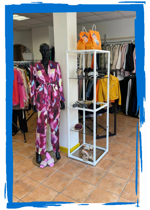 Volunteers Jack and Jill Charity Boutique Youghal 1 Volunteers Jack and Jill Charity Boutique Youghal
